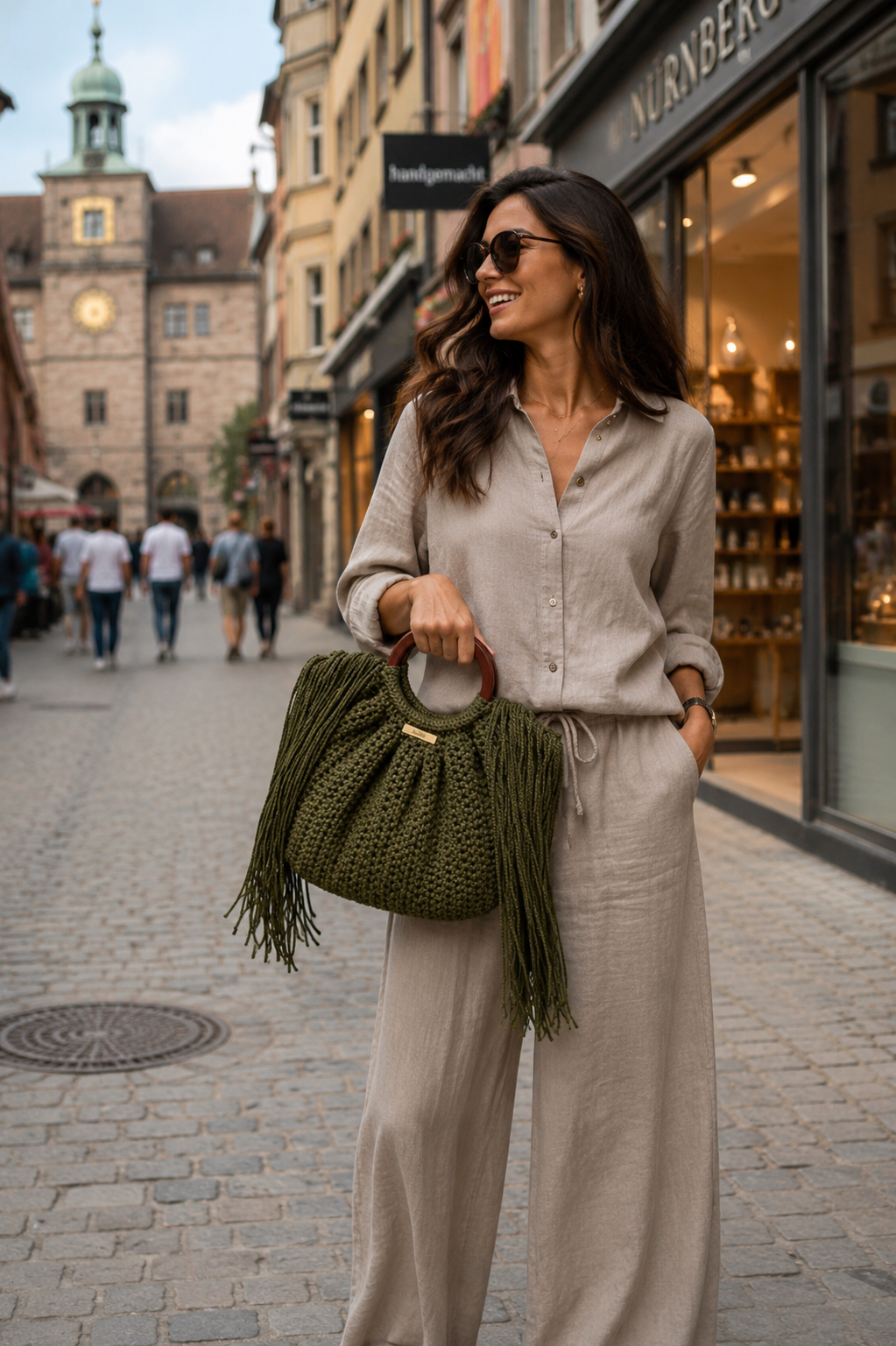 Green Aura – Handmade Crochet Handbag with Wooden Handles
