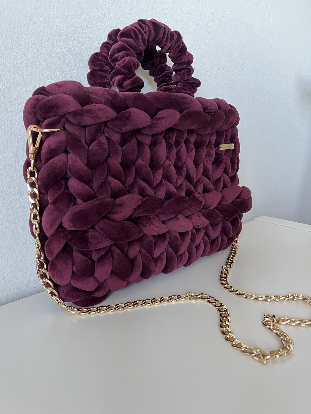 VELOURA – Handmade Burgundy Velvet Bag with Gold Chain