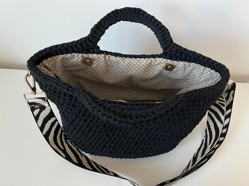 Handmade Crochet Tote Bag – Black Zebra